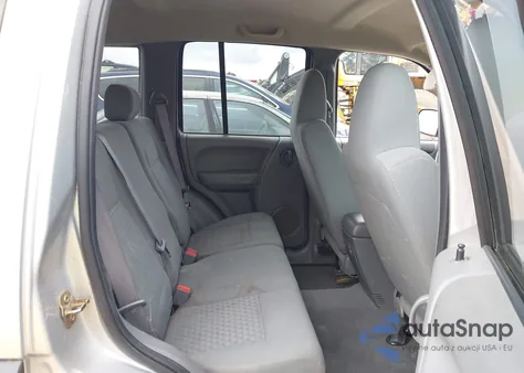 2006 Jeep Liberty Sport z USA, uszkodzony, nr VIN 1J4GL48K36W208330